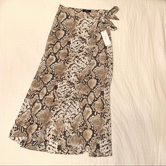 Snake / python print wrap maxi skirt NWT - Picture 2 of 12